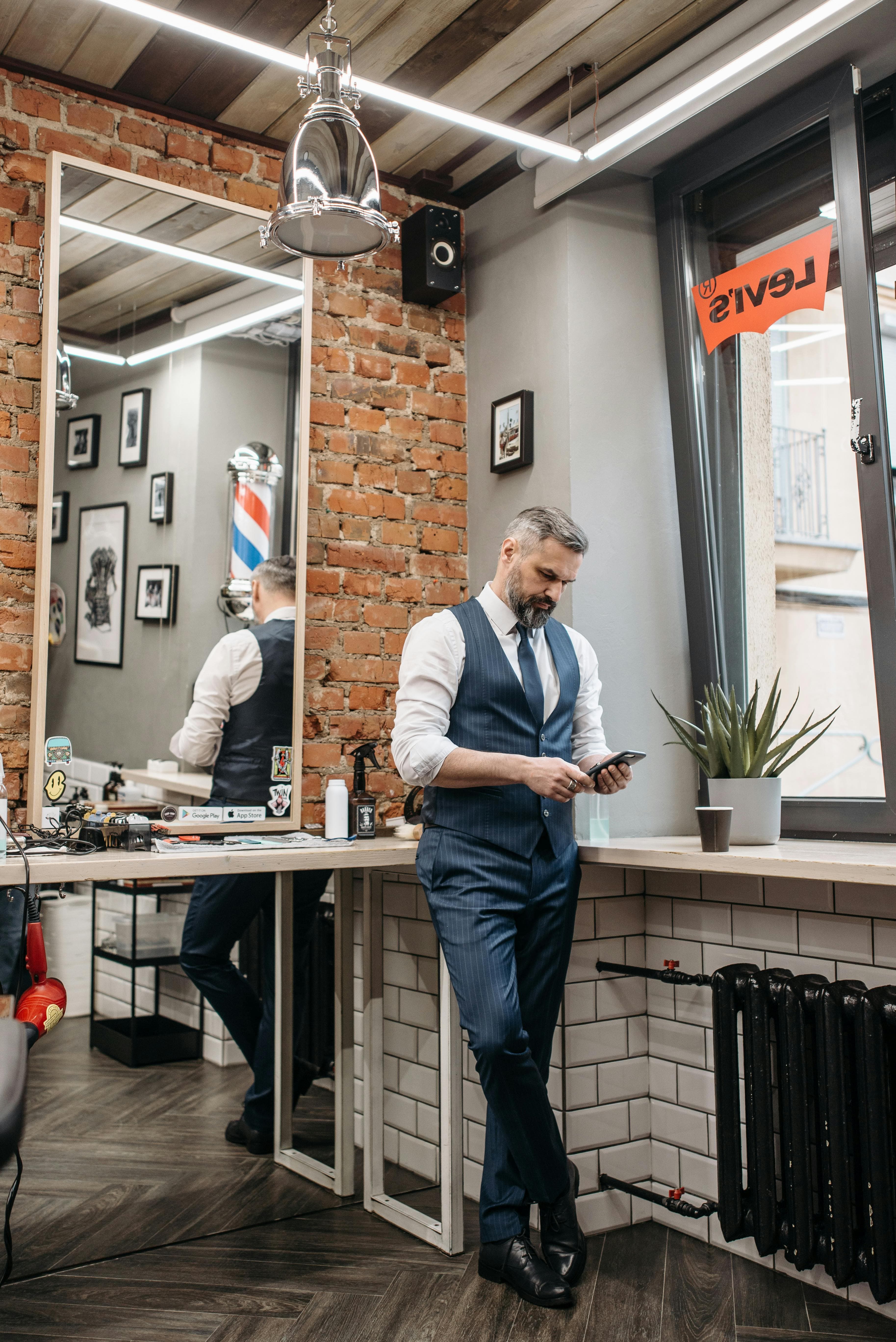 How to Stop Clients From Texting You to Book Appointments